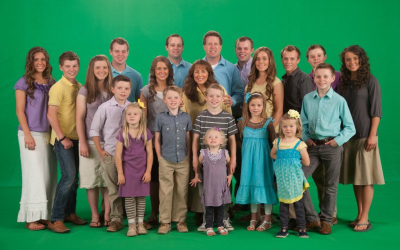 Image Post Date:
Feb. 21, 2014
The Duggar family in front of a green screen.